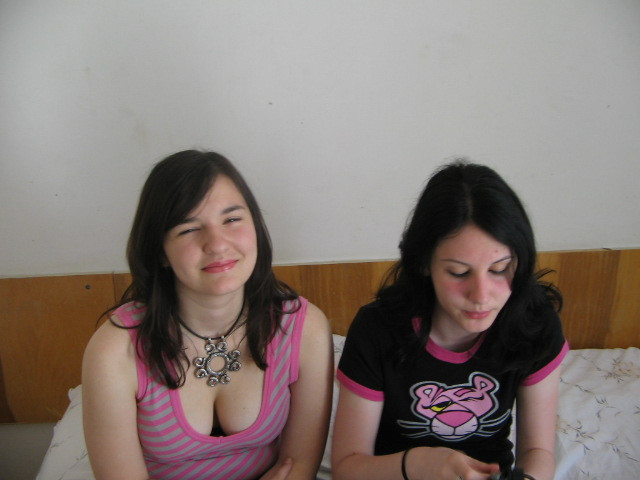 2006.06.12 Siófok (4)- Adél+Alexa