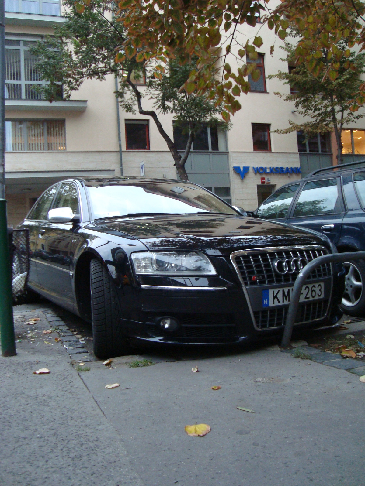 Audi S8