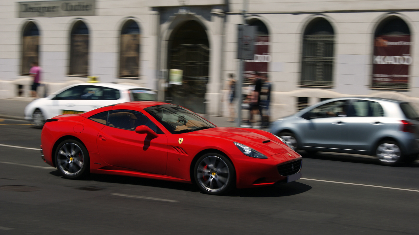 Ferrari California