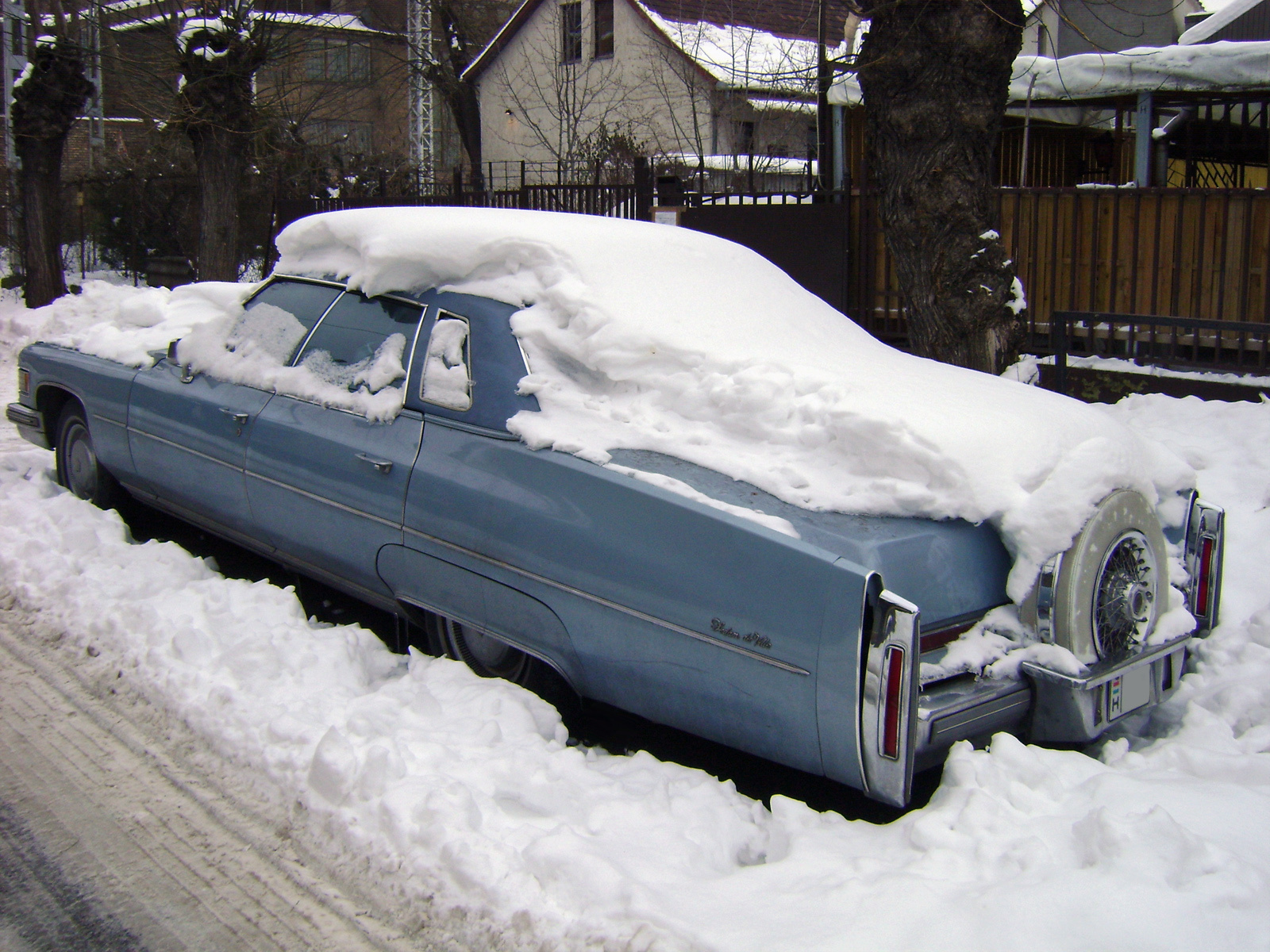 Cadillac DeVille Sedan