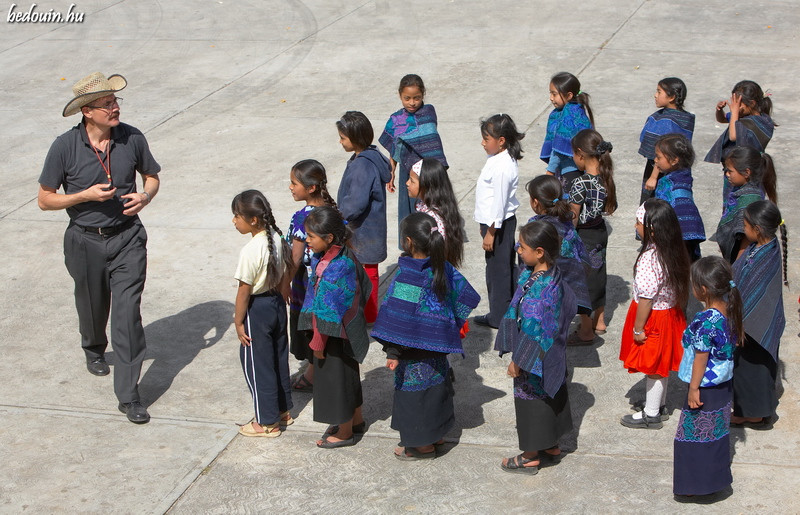 School kids - Zinacantán, Mexico, 2007