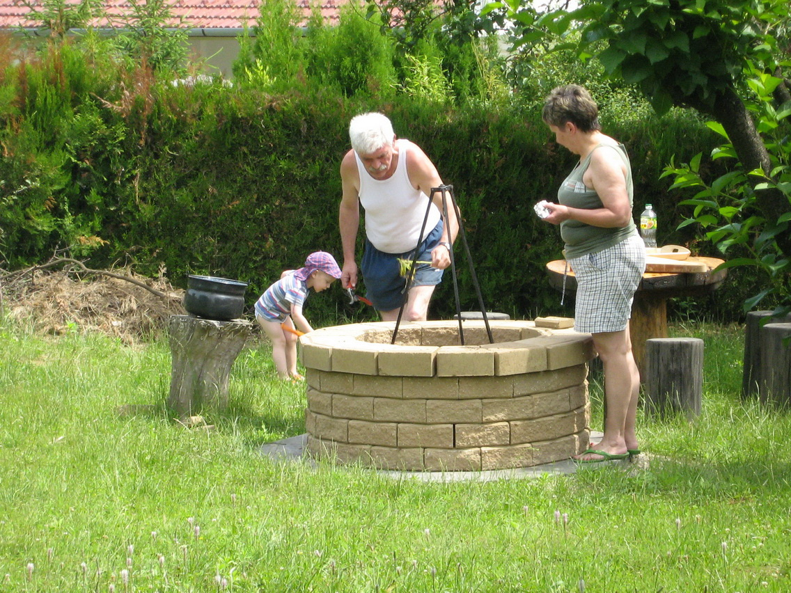 Tűzet rakunk