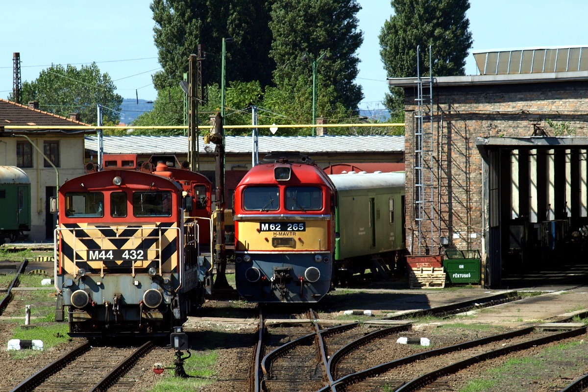 M44-432 & M62-265 Ferencváros 2010.08.20.