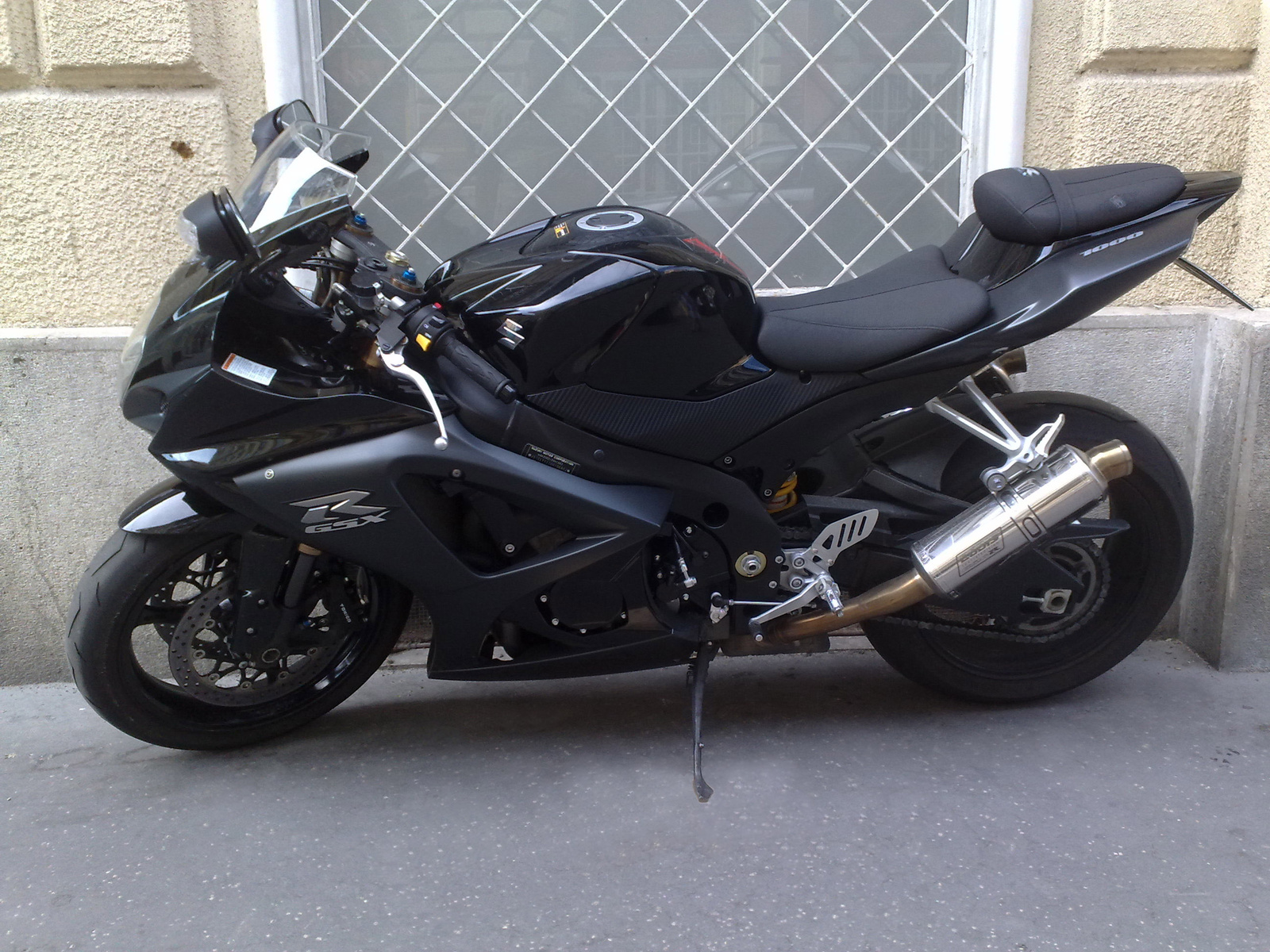 GSX-R 1000 K8 (3)