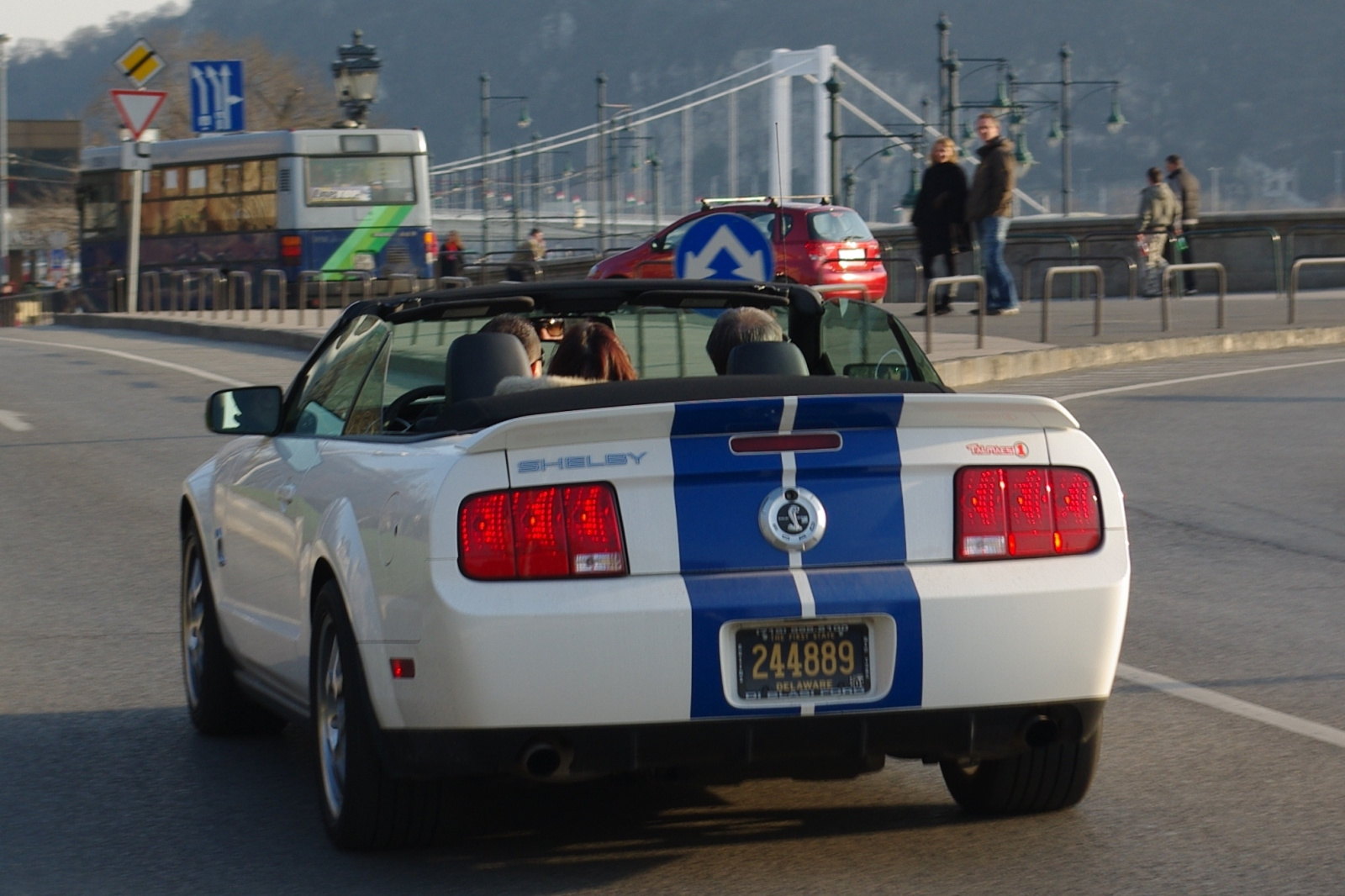 Ford Mustang Shelby GT500 (2)