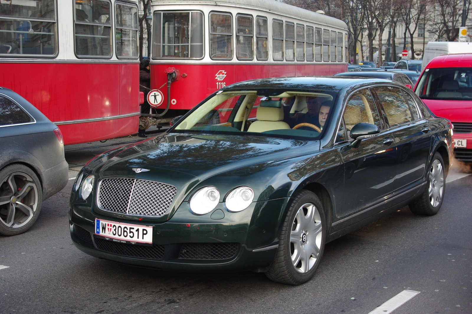 Bentley Continental Flying Spur (6)