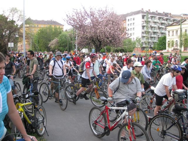 Critical Mass 2009 Budapest