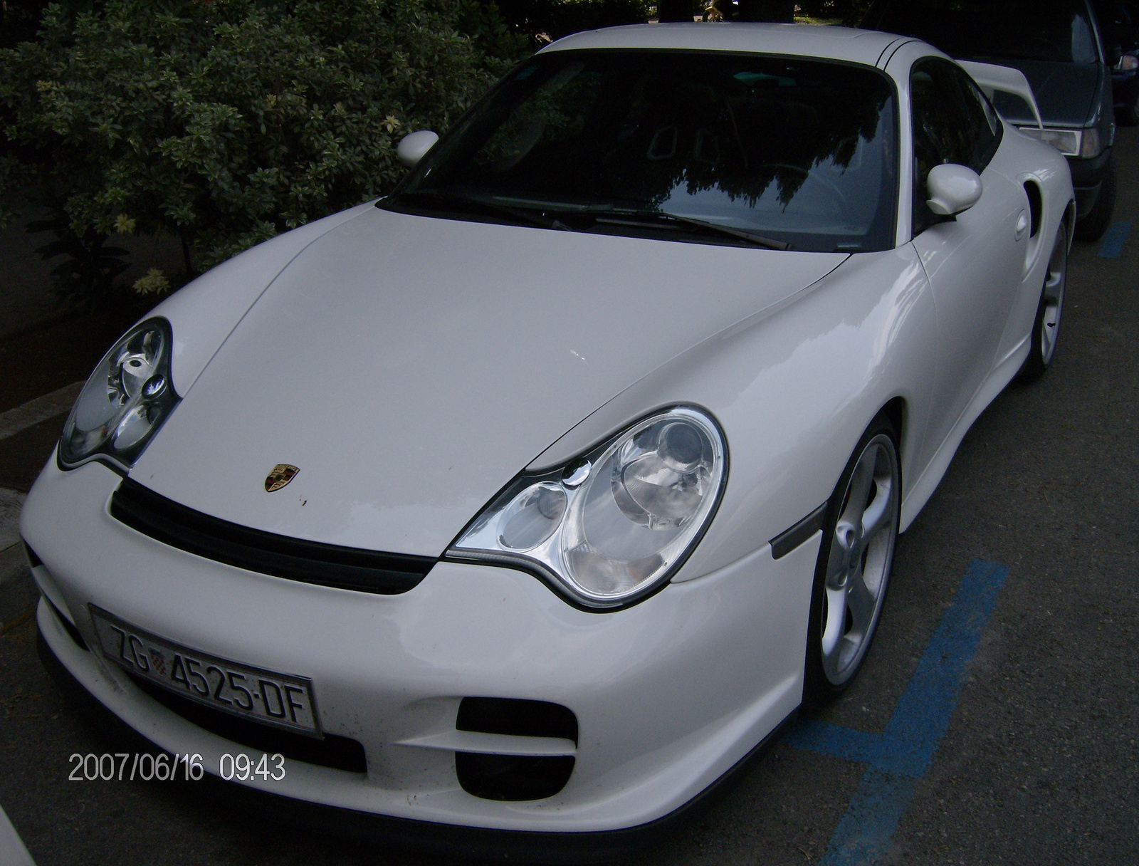 PORSCHE  GT2