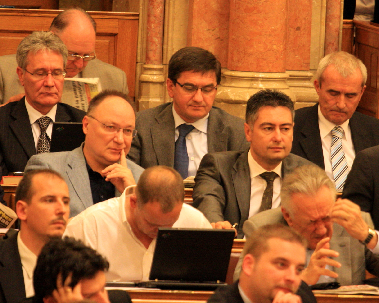 Parlament000032