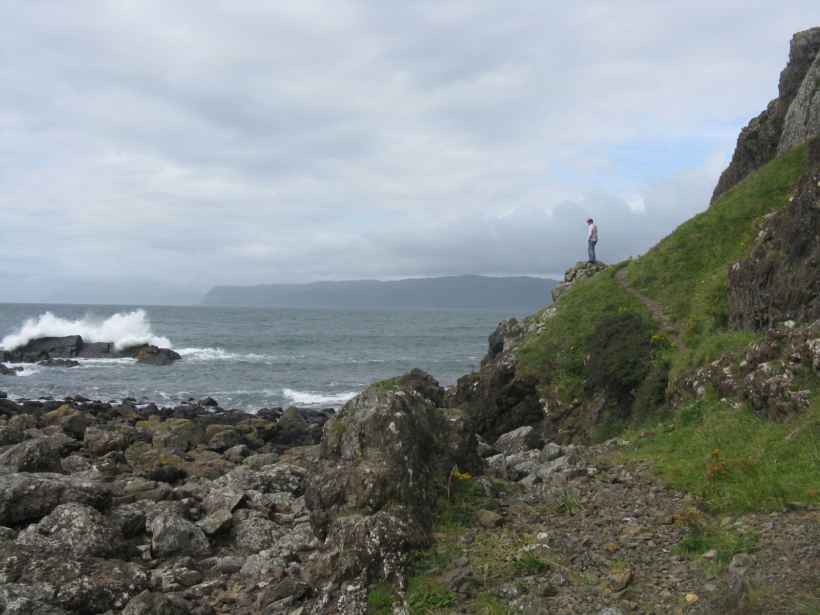 Looking over Easdale Island