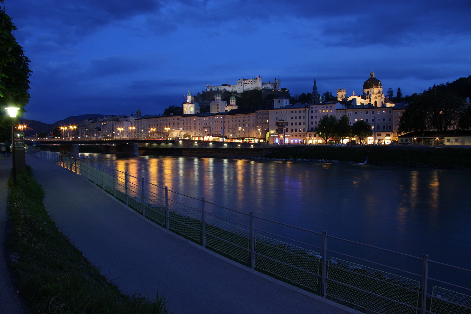 Salzburg látkép - este