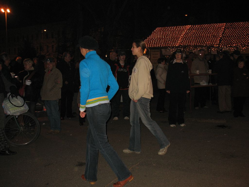 RL 2008.12.12. Széchenyi tér, Riverside duó 022