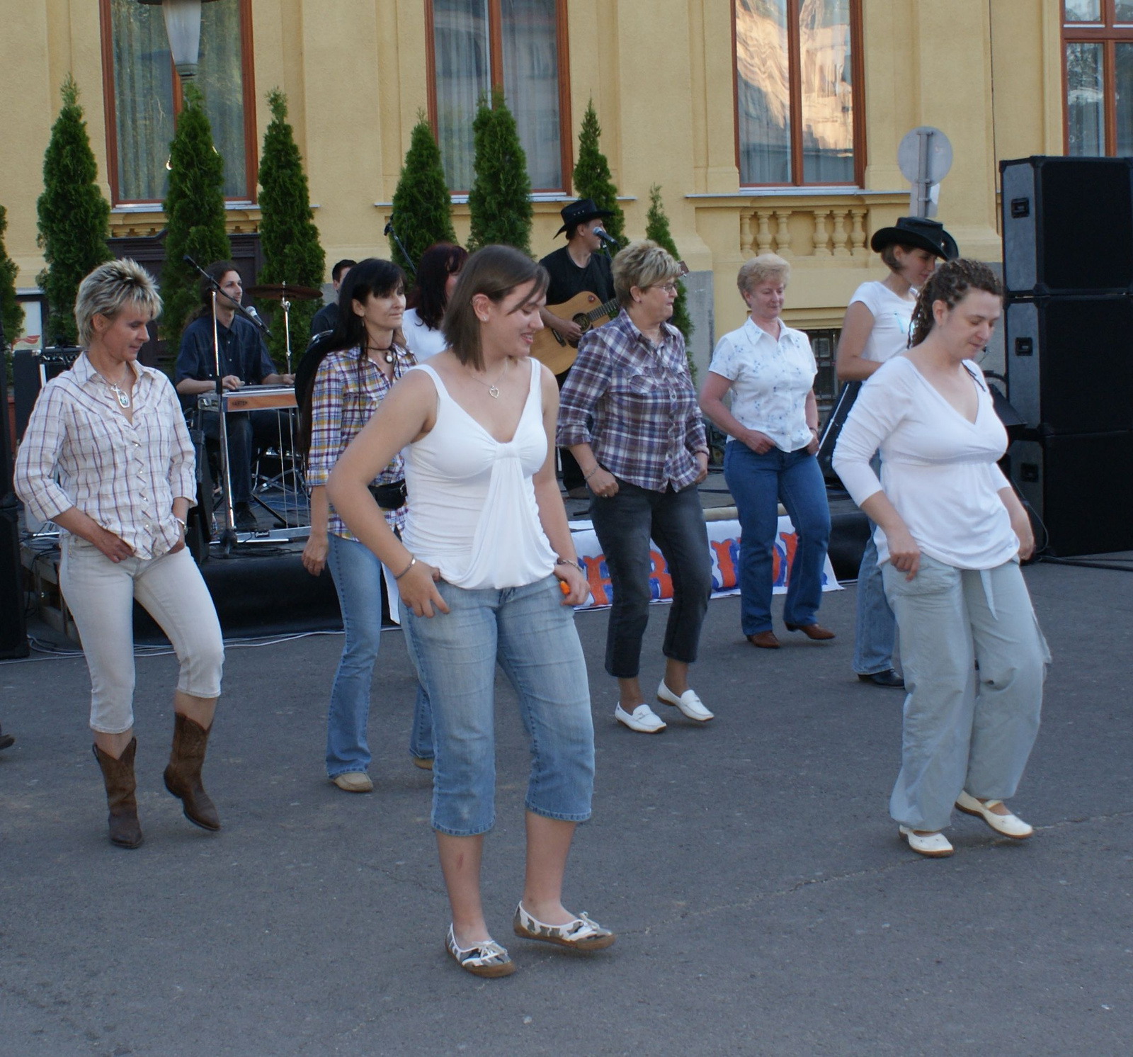 RL 2010.06.06. Szeged, Dugonics tér, Riverside és Colodardo konc