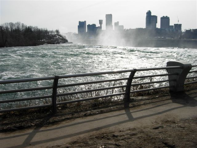 Niagara Falls Buffalo 0405 054