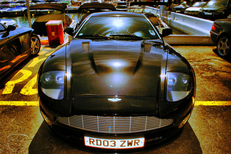Aston Martin 34HDR