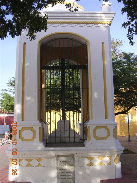 057 Coro - Cruz de San Clemente