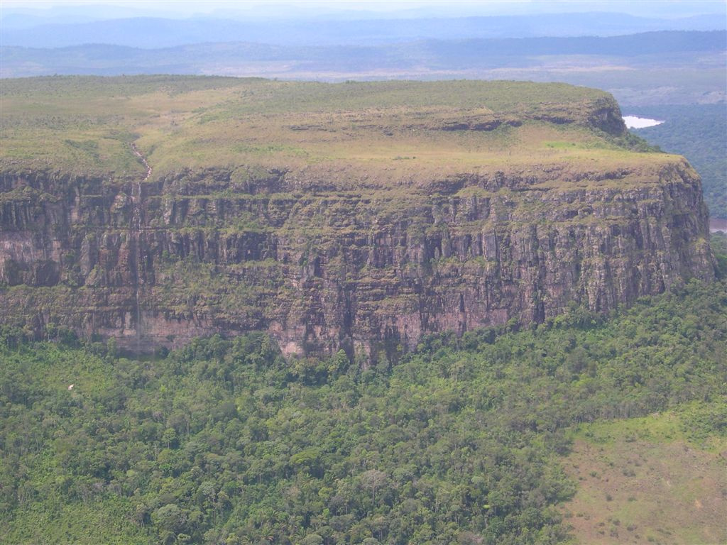 315 Canaima felé