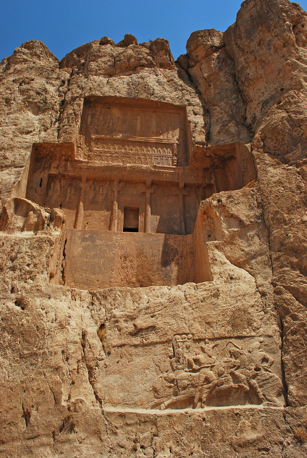 Irán 2195  I. Artaxerxes sírja és II. Shapur győzelme Naqsh-e Ro