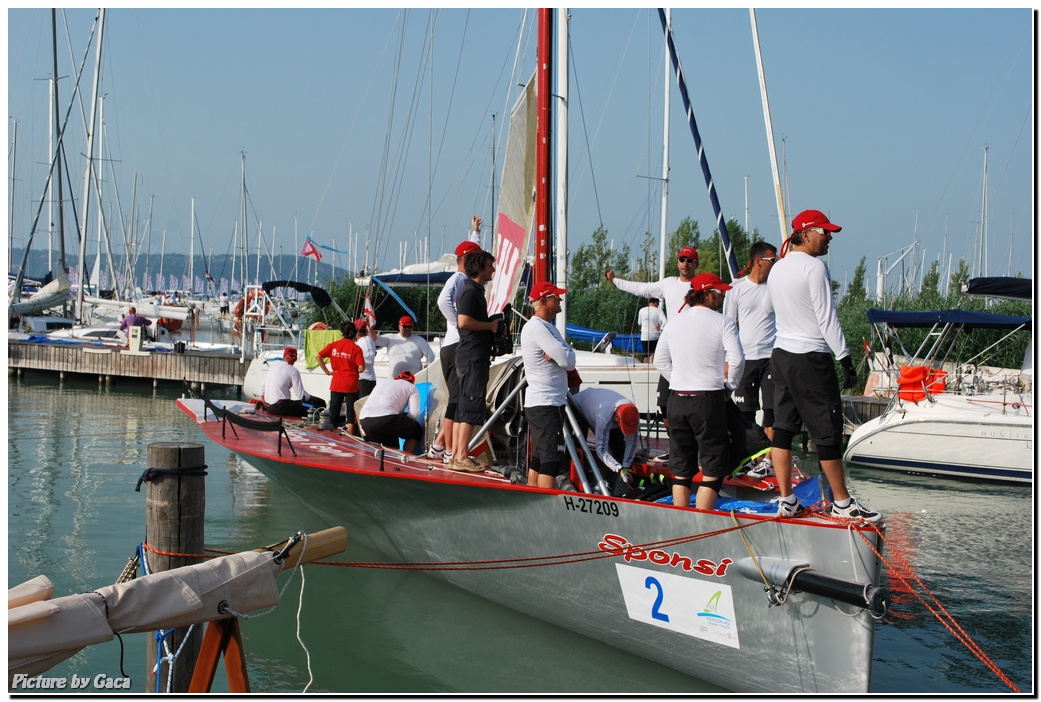 rafficasponzibalatonkékszalaggaca201100072