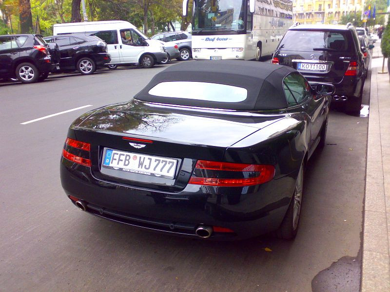 Aston Martin DB9 Volante