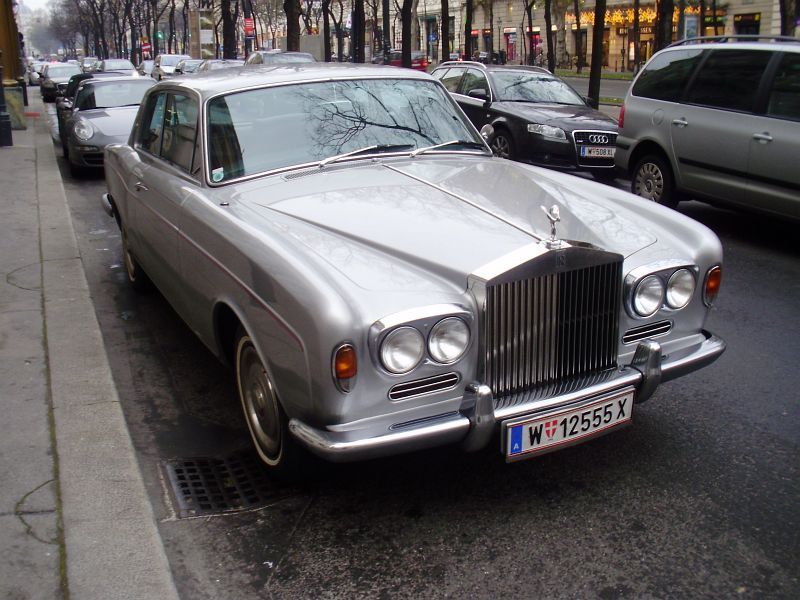 Rolls Royce Corniche