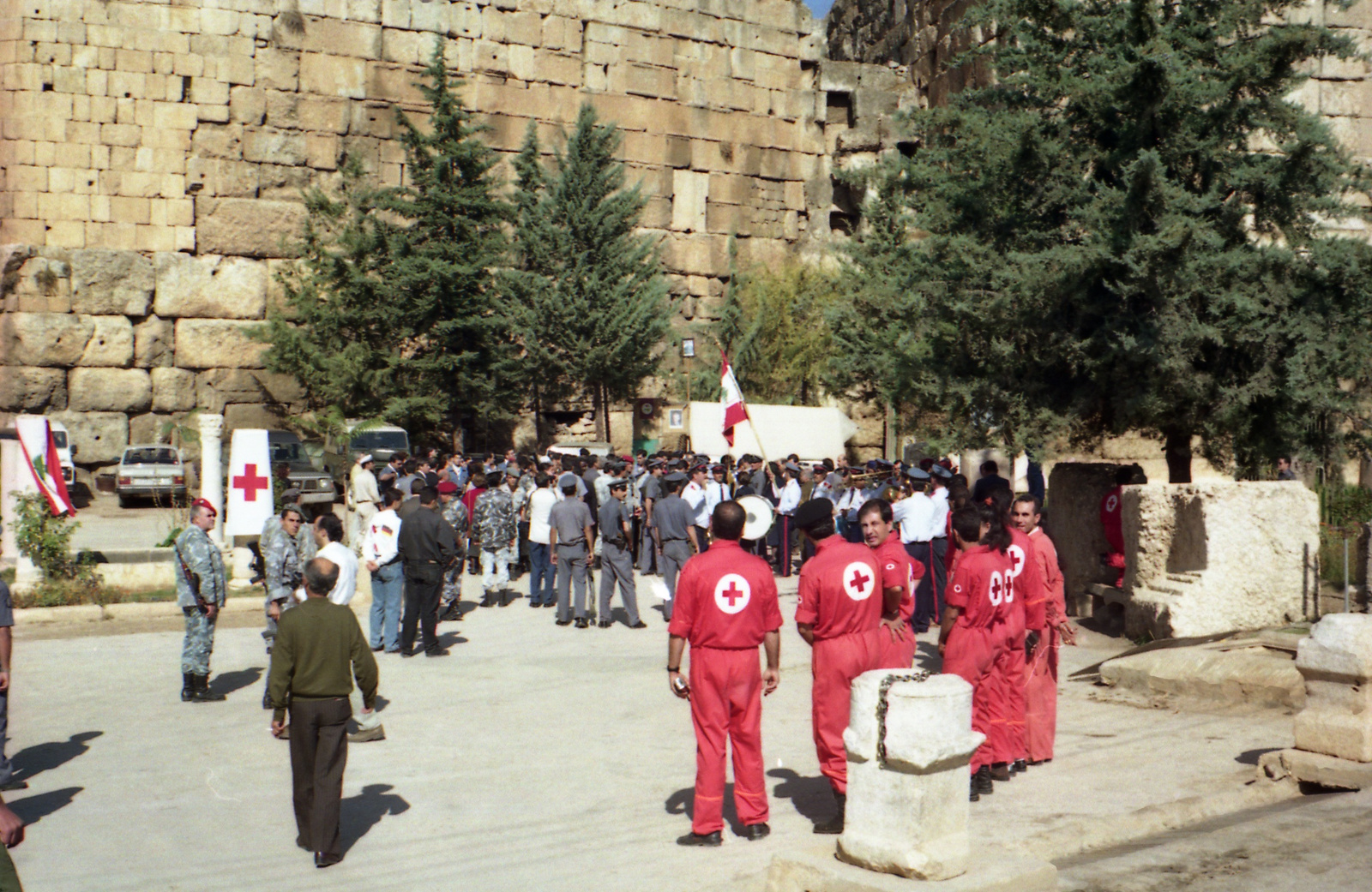 129 Baalbek vöröskeresztes találkozó