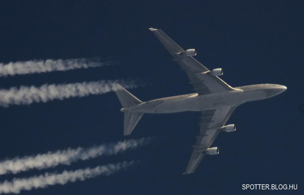 Cathay Pacific B747 Martely 101010