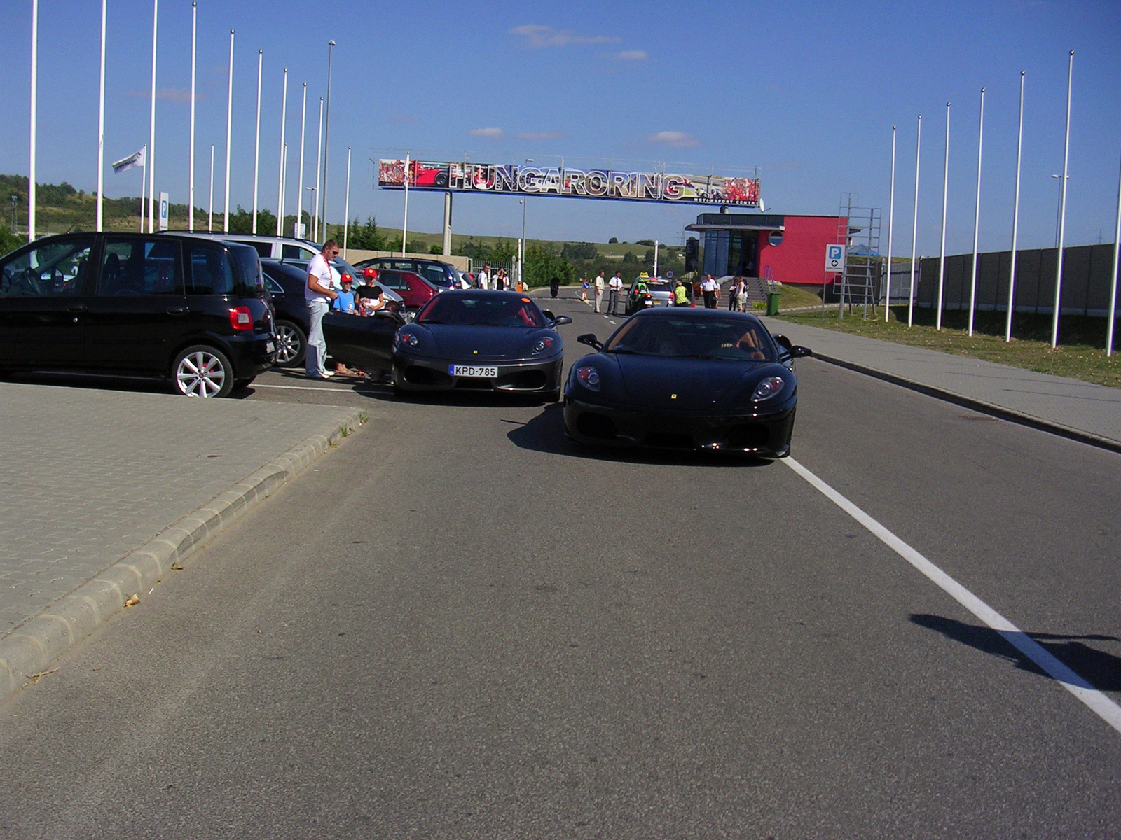 Ferrari F430 vs Ferrari F430