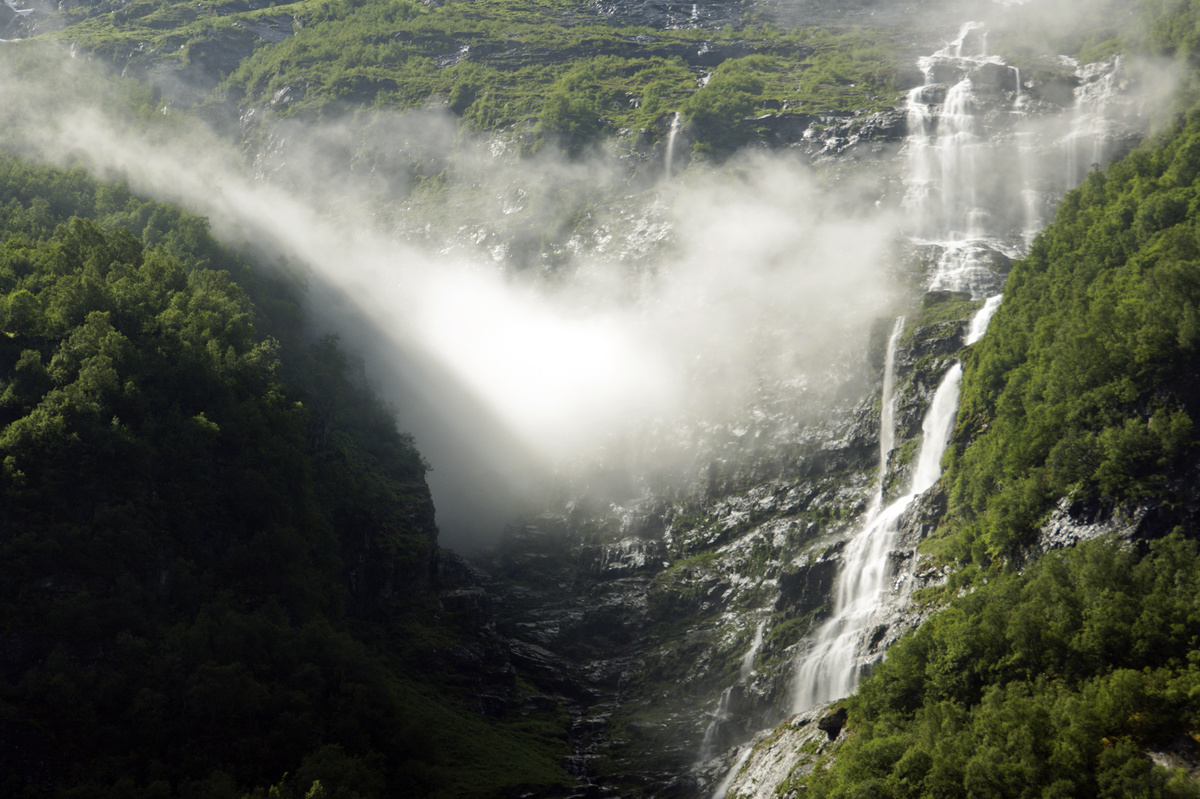 Geiranger fjord 01