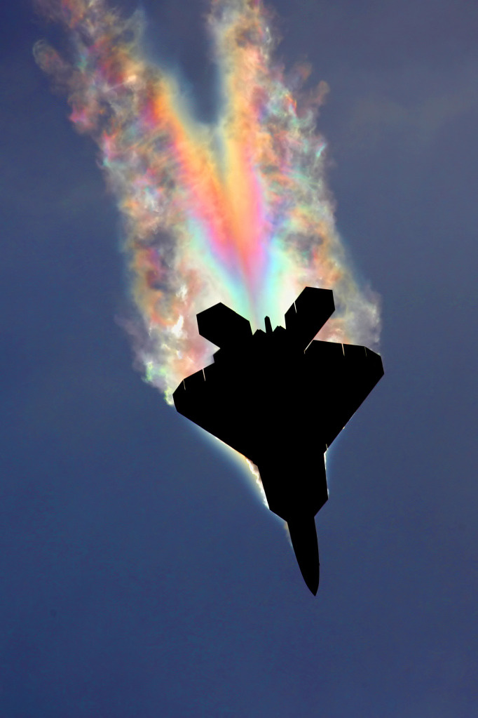 F-22CondensationRainbow-BernardoMalfitano-Edited