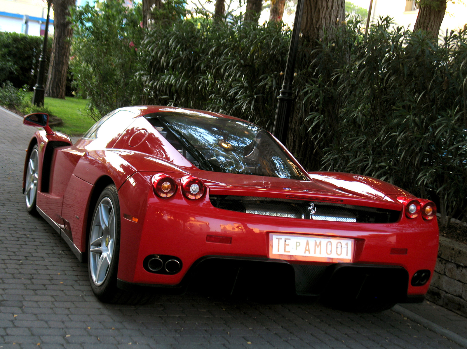 Ferrari Enzo