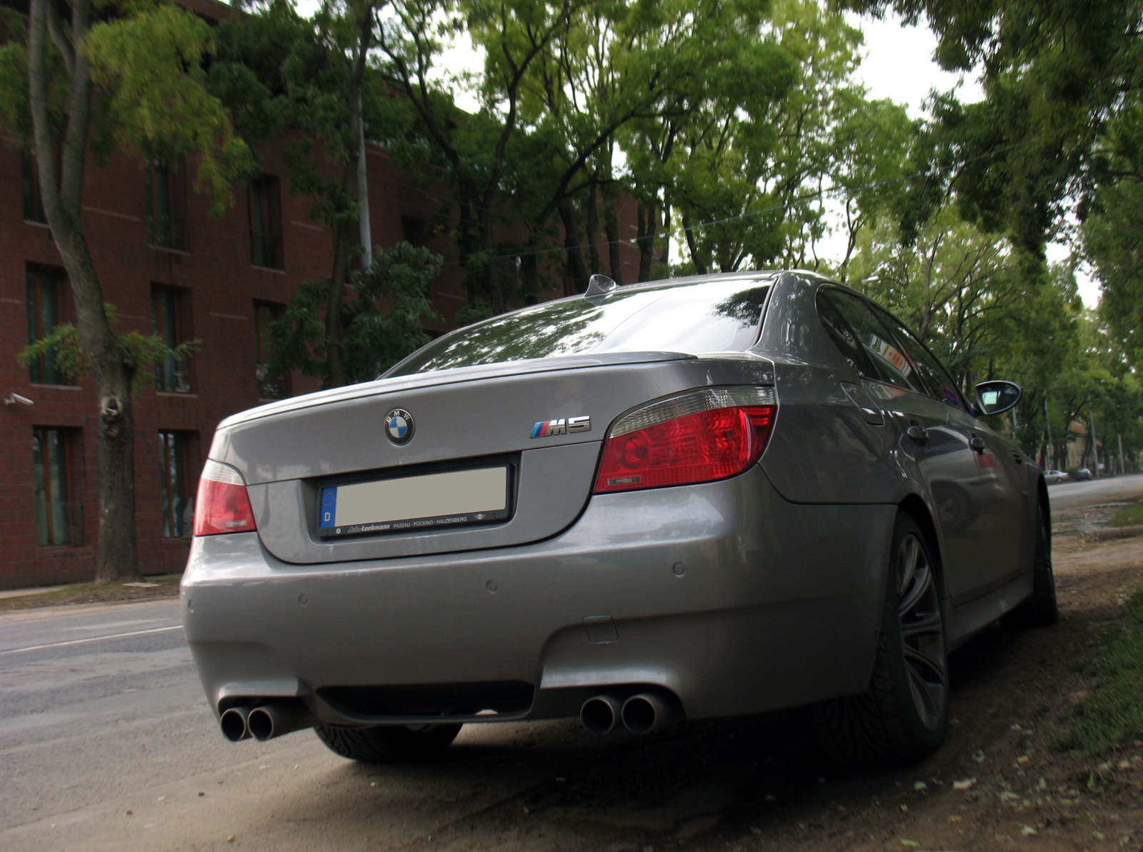 BMW E60 M5