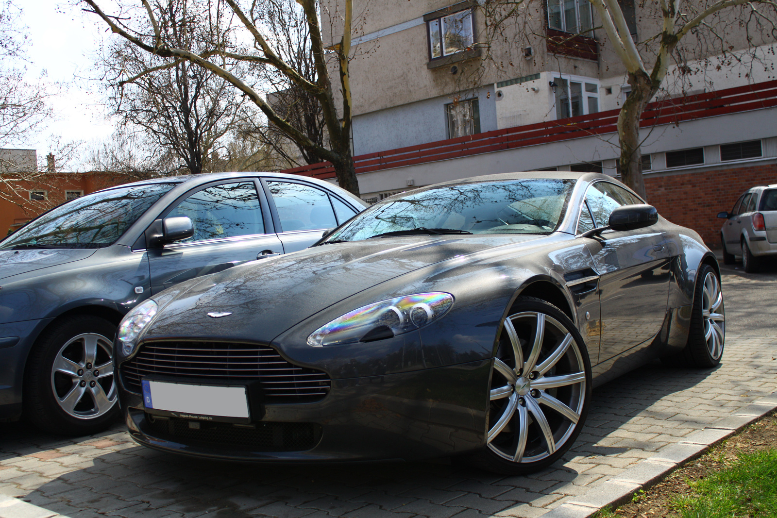 Aston Martin V8 Vantage