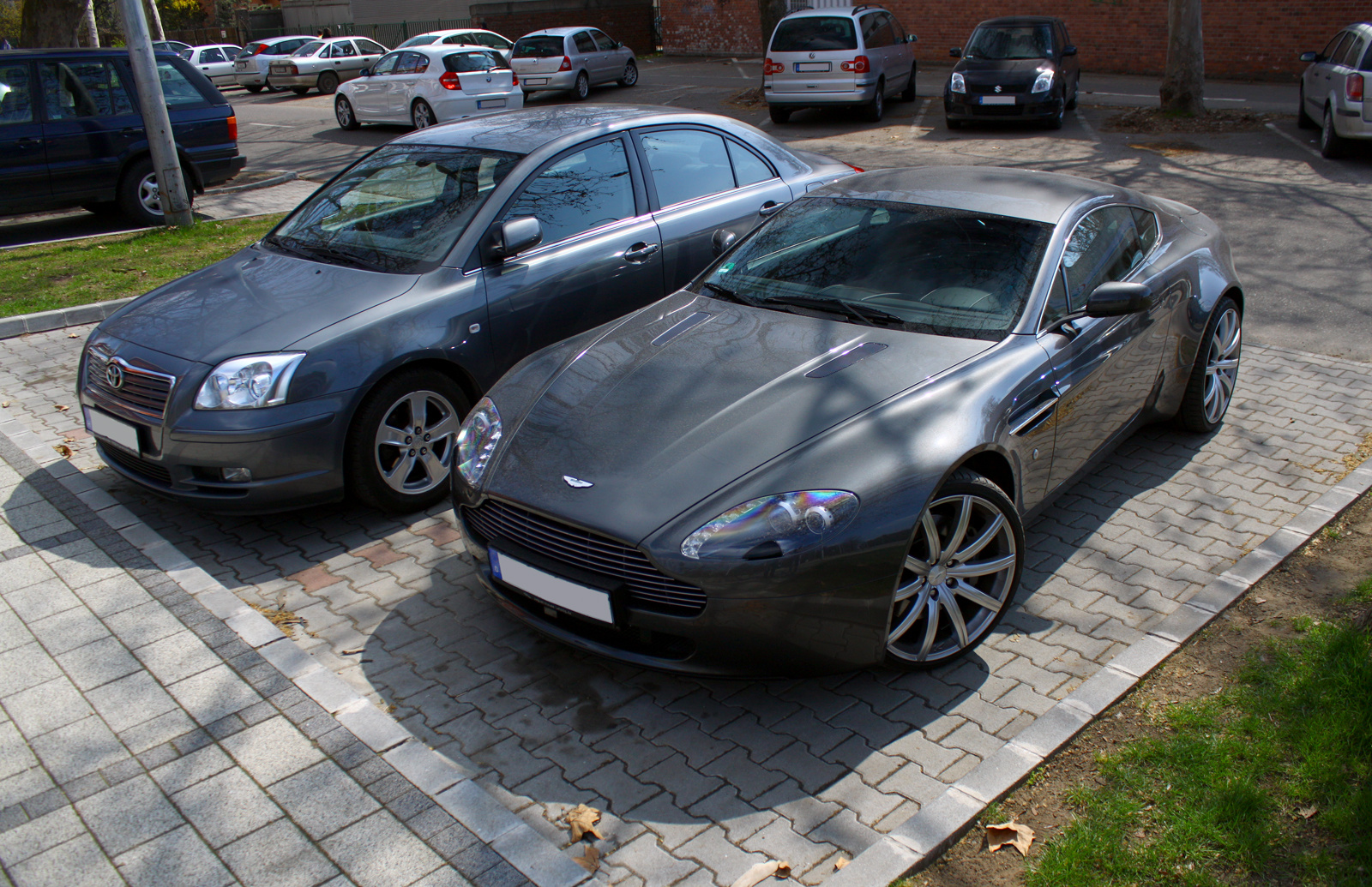 Aston Martin V8 Vantage