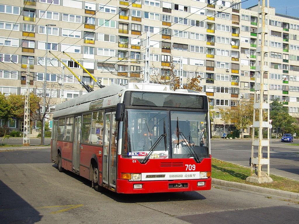 Ikarus 412T az Örs vezér téren 2 2008.10.12