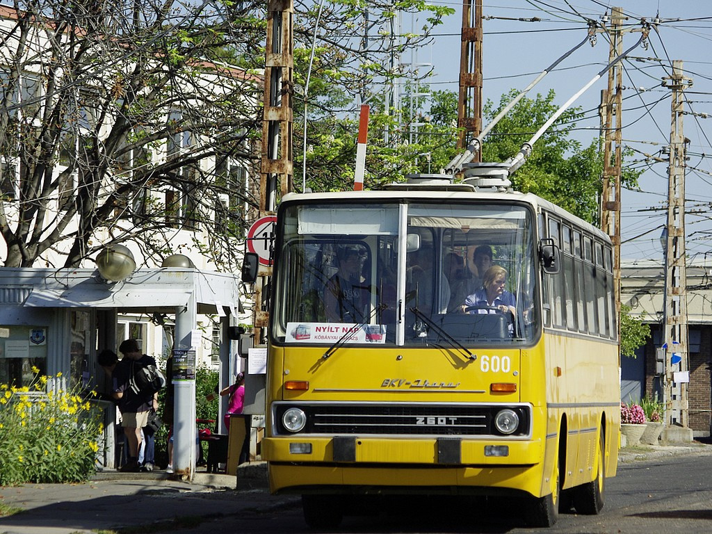 Ikarus 260T a Troligarázsban 32 2009.09.26