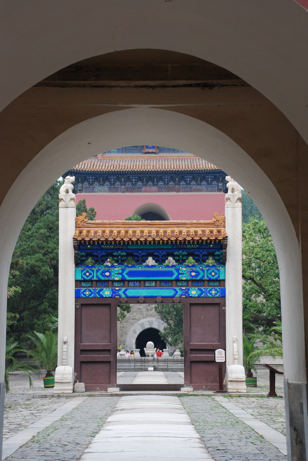 Nap1 Ming Tomb (3)