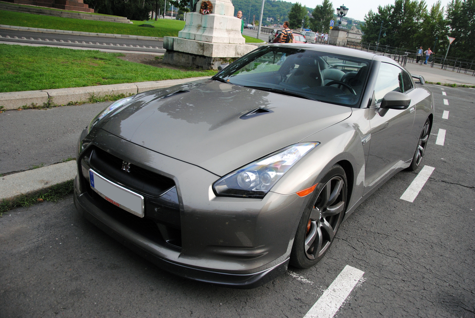 Nissan GT-R