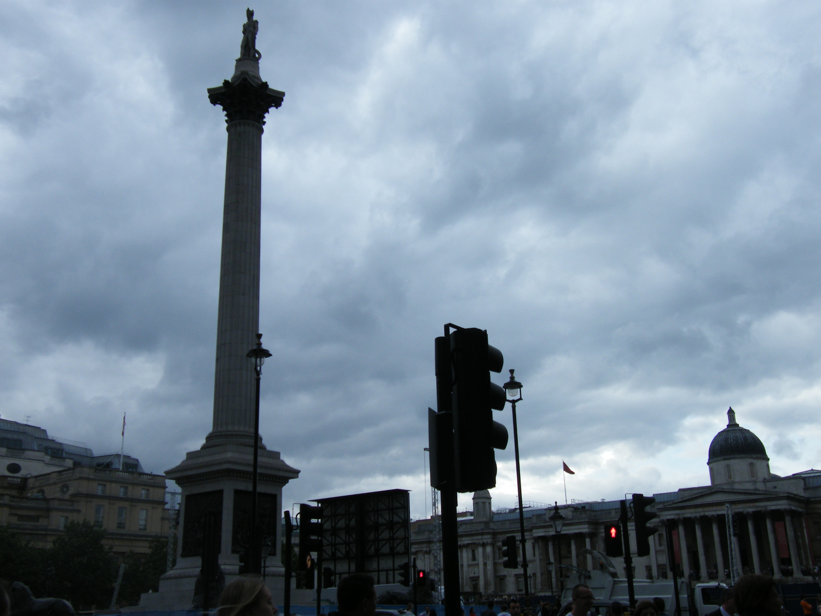 London2008. 316