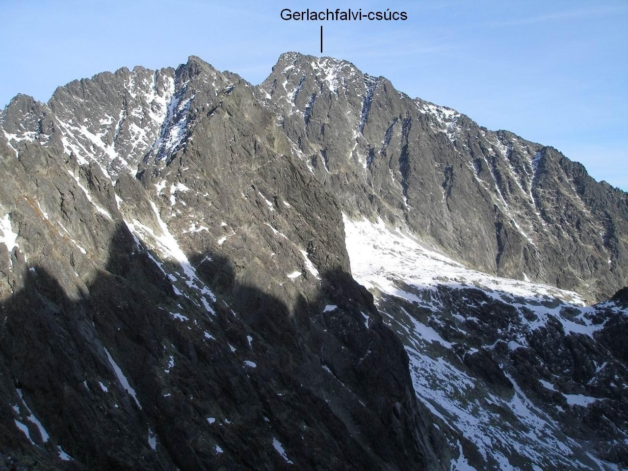 Kilátás a Batizfalvi-völgyre és felette a Gerlachfalvi-csúcsra a