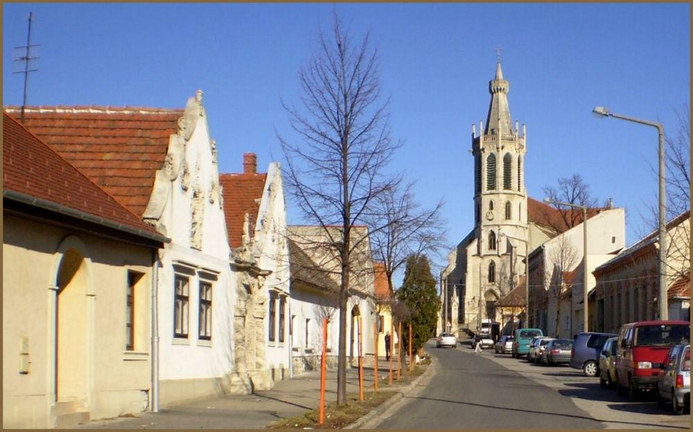 Sopron, Szent Mihály utca és templom