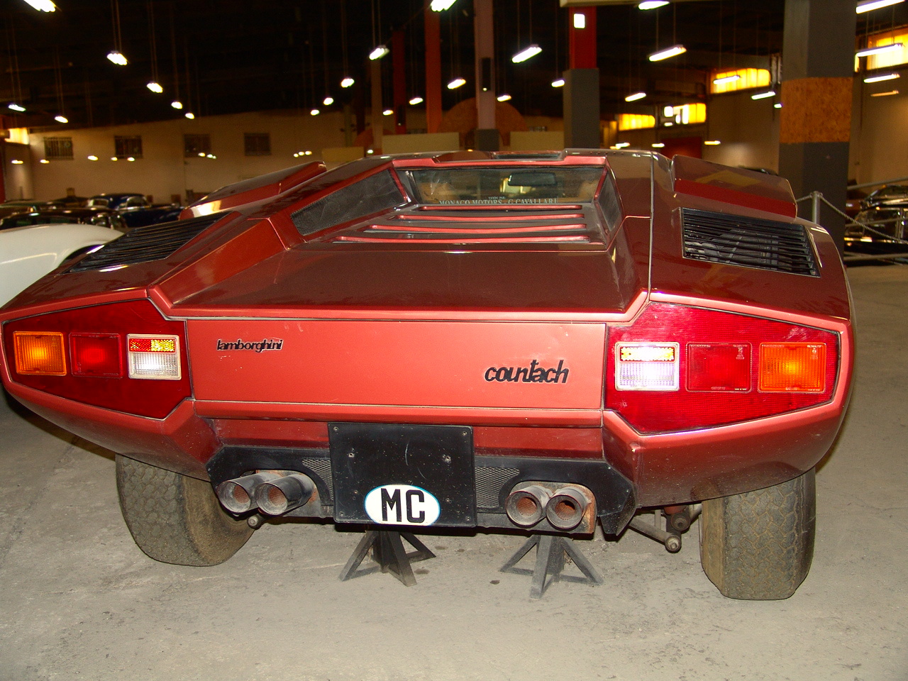 Countach210