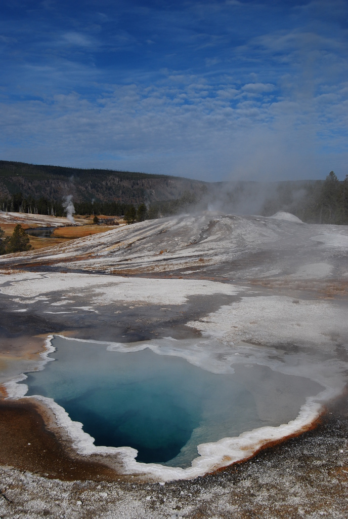 US 2010 Day08  047 Geyser Hill, Yellowstone NP, WY