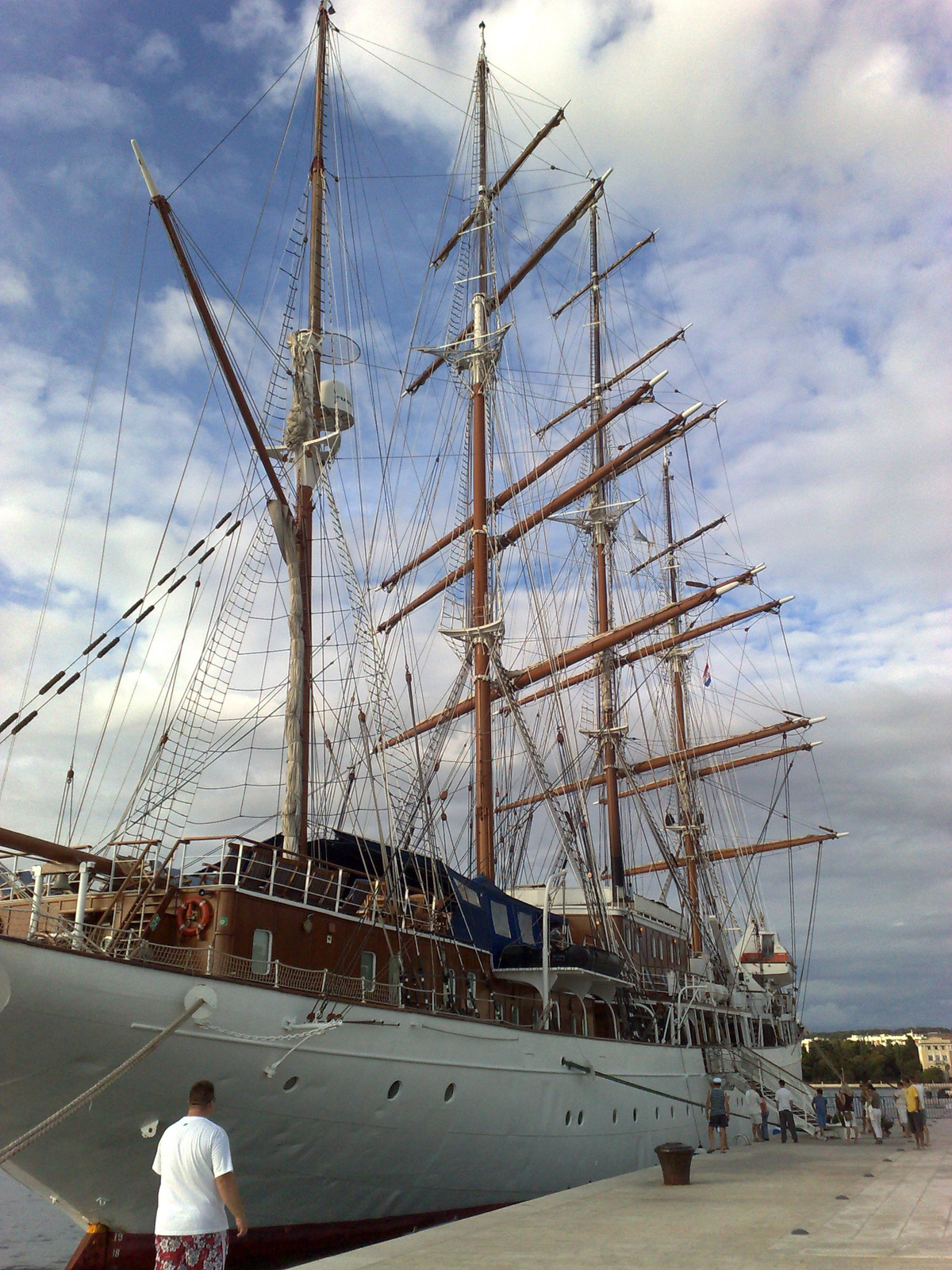 Sea Cloud (1)