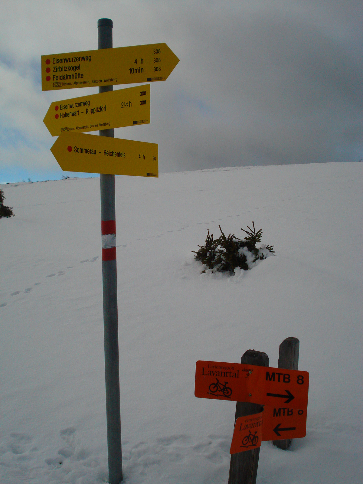 ...s elindultunk a Feldalmhütte felé...