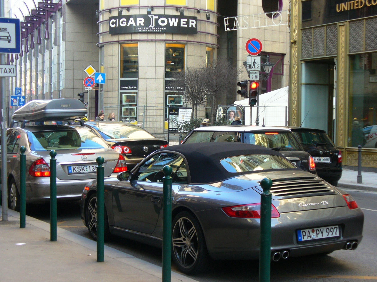 Porsche 911 carrera 4S cabrio