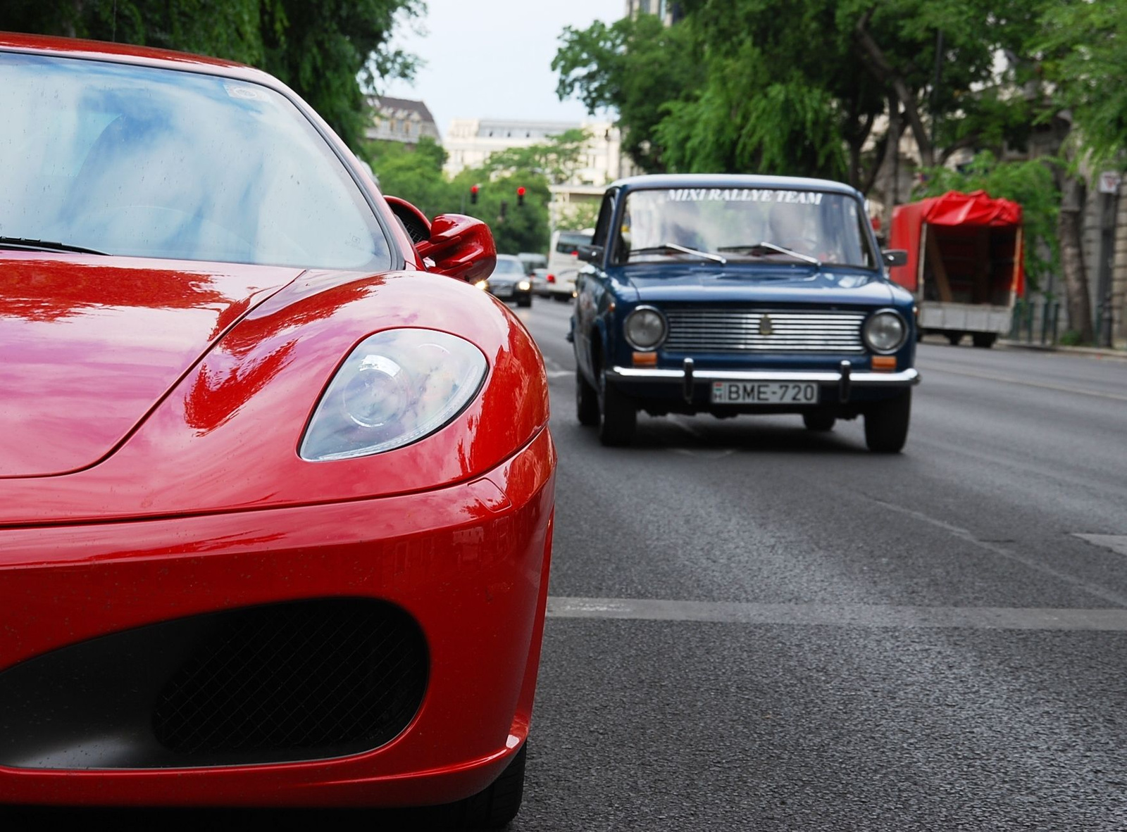 Ferrari F430 - Lada 1200 combo