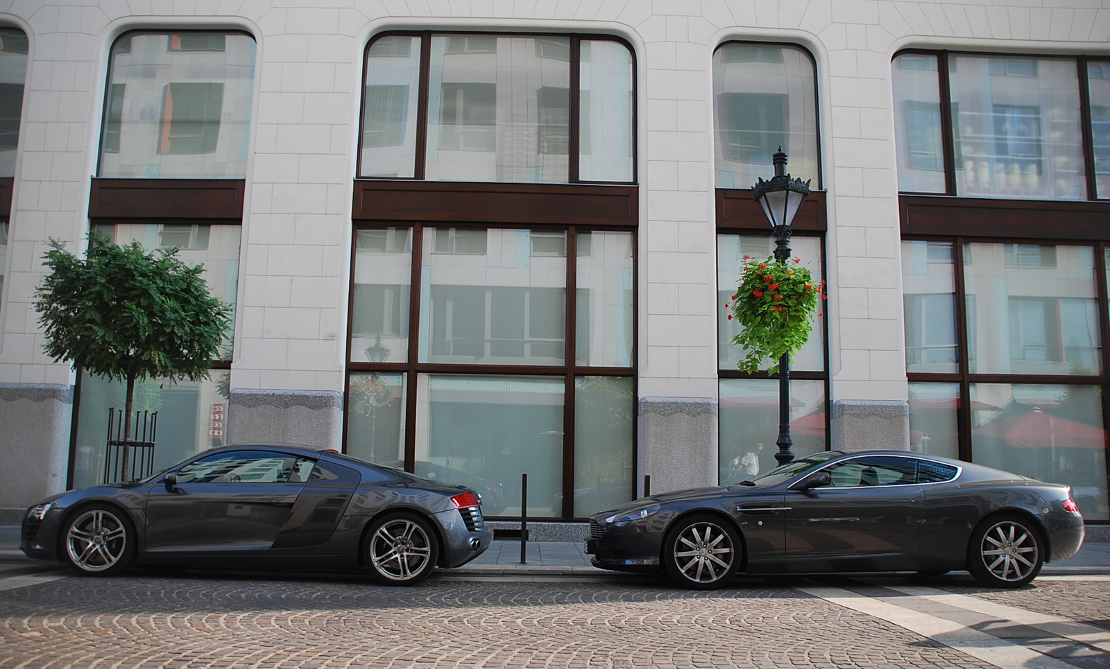 Audi R8 - Aston Martin DB9 combo