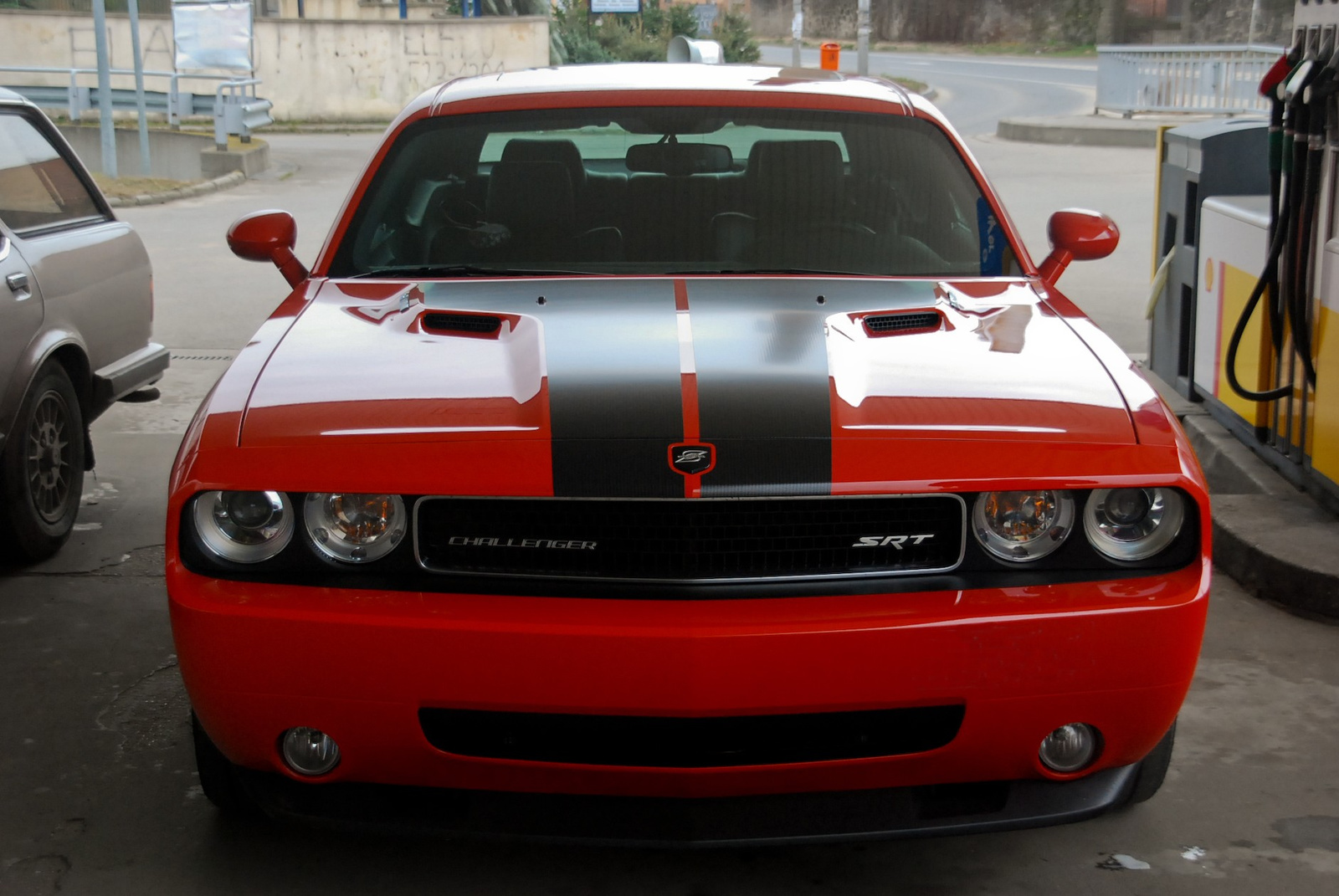 Dodge Challenger SRT-8