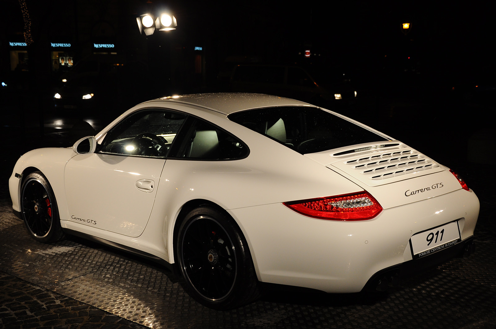 Porsche 911 Carrera GTS